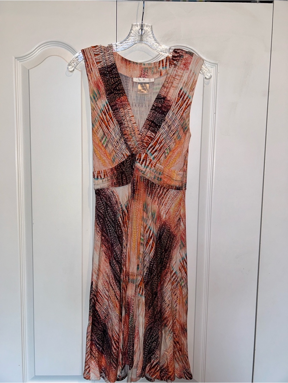 Sleeveless Papillon Blanc Printed V-Neck Summer Dress in Multi-Color